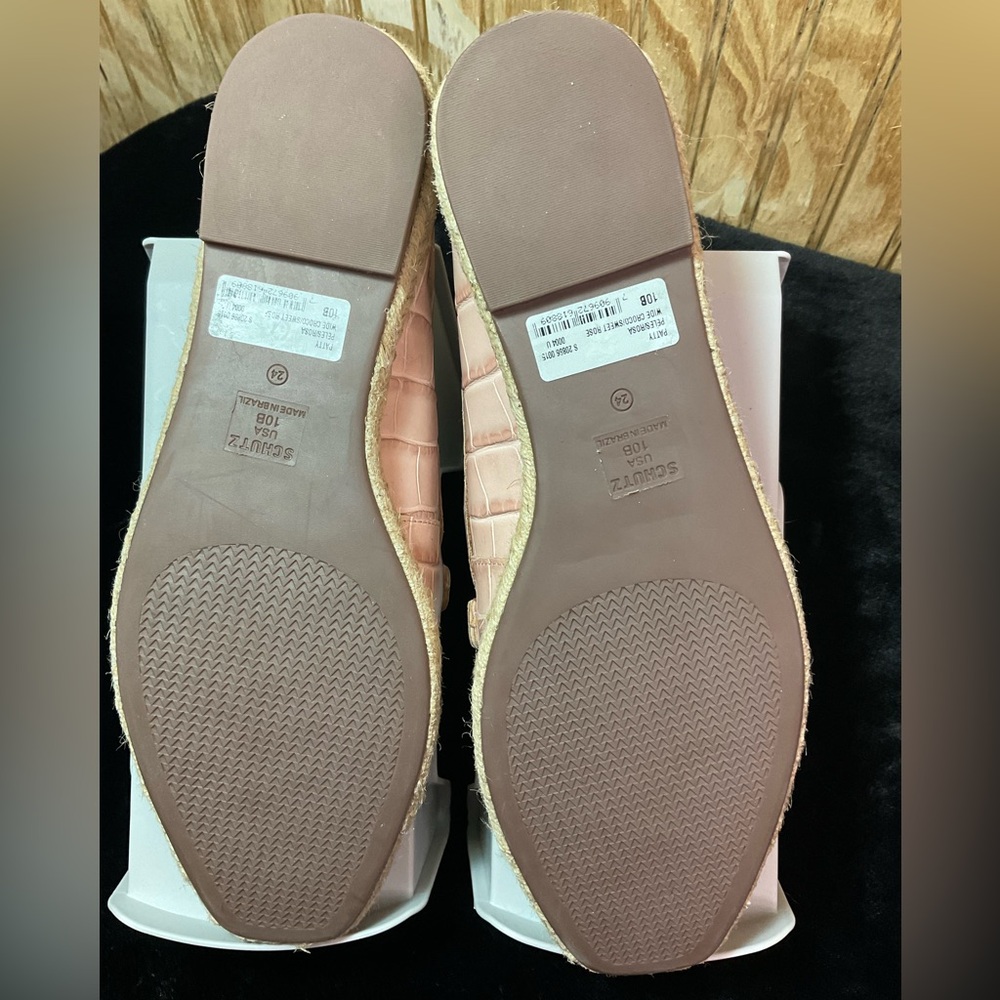 SCHUTZ Blush Croc-Patterned Loafers with Gold Accent - Picture 6 of 10